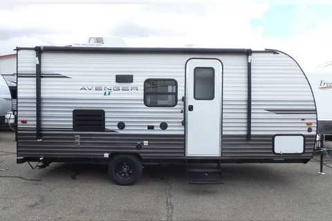 Avenger 17 Travel Trailer
