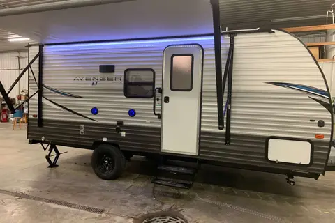 Avenger 17 Travel Trailer