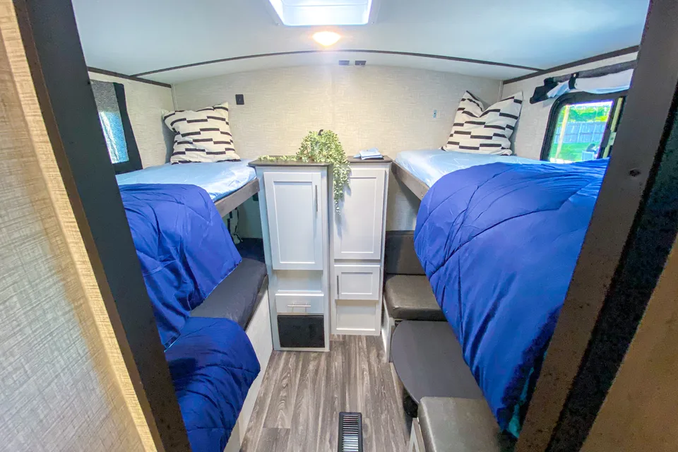  Keystone bullet  287qbs  Travel Trailer