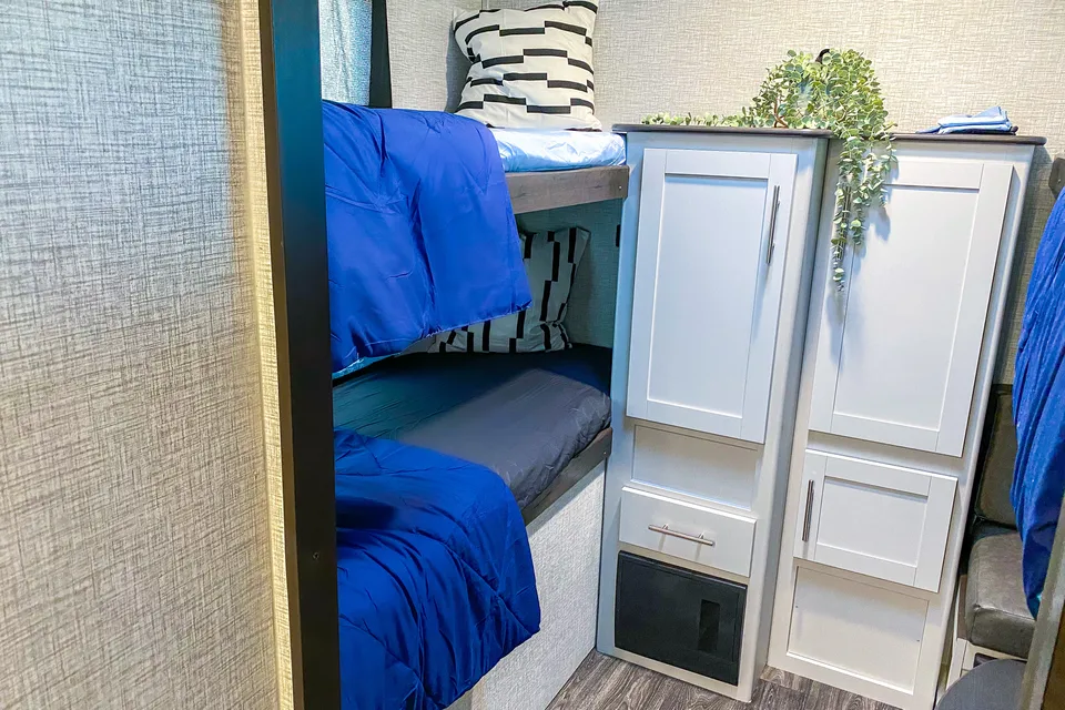  Keystone bullet  287qbs  Travel Trailer