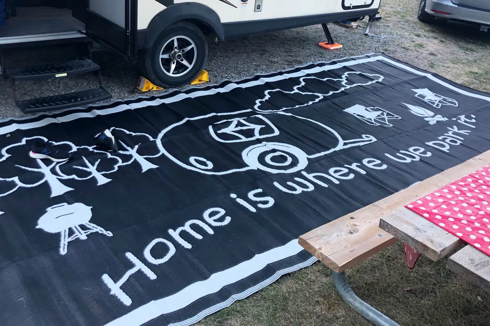 FAMILY HYBRID CAMPER 