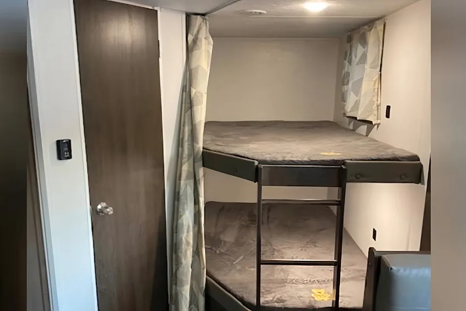 Kathy's Wildwood X Lite Travel Trailer