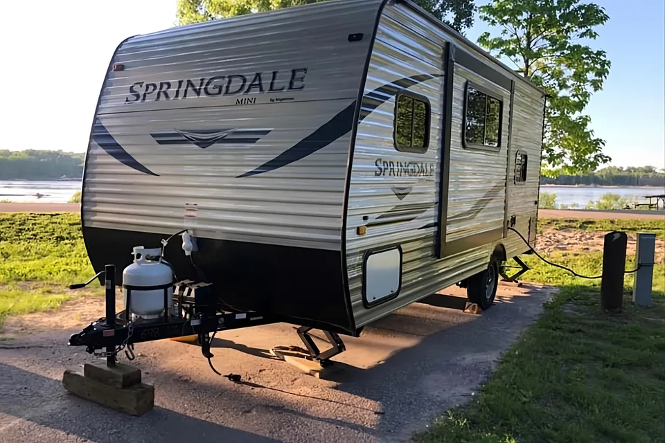 Easy Camping/Easy Towing