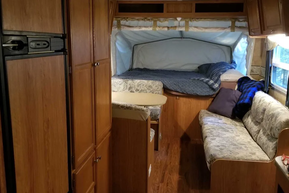 Jayco Jayfeather 232 EXP Hybrid