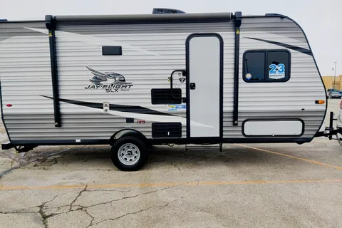 Dennis's Jayco Jayflight SLX-7 174BH