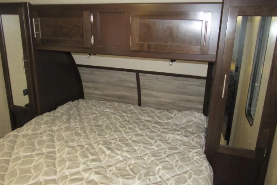B’s Bunkhouse