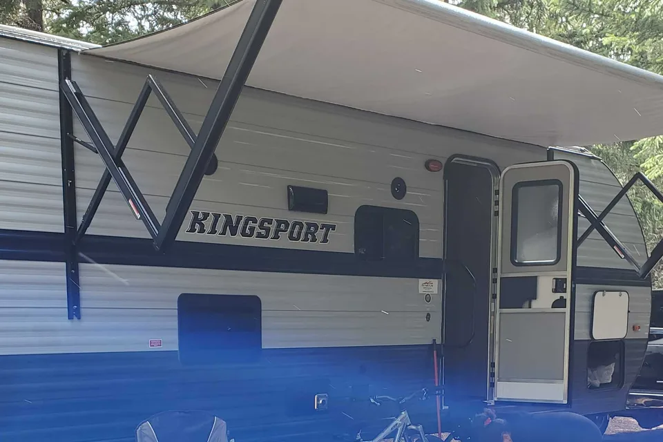 MODERN!!! Family fun  2021 kingsport