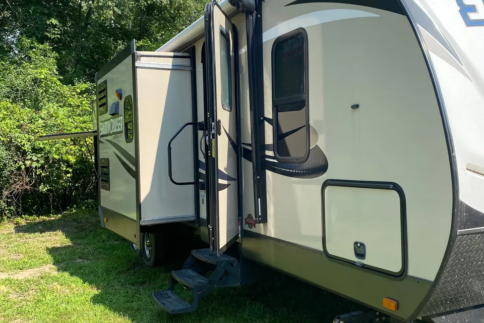 Cruiser Rv Corp Shadow cruiser Travel Trailer