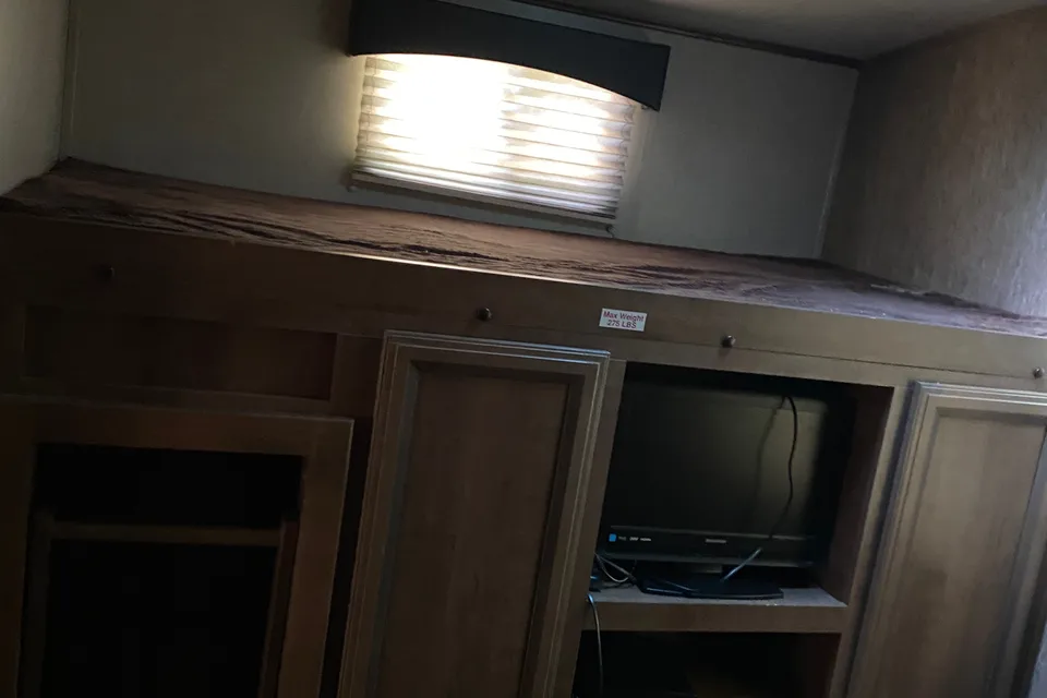 Cruiser Rv Corp Shadow cruiser Travel Trailer