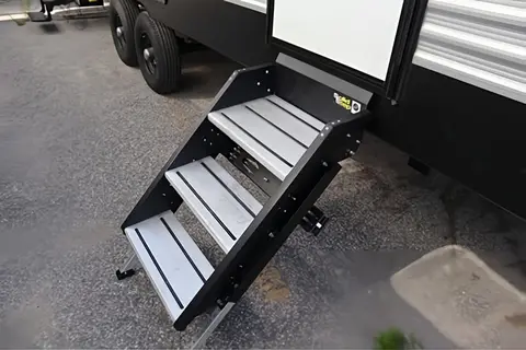 Jeremy's Keystone Springdale 282bh Travel Trailer