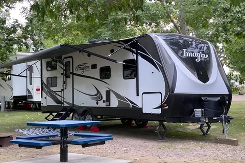 Glampy Campy