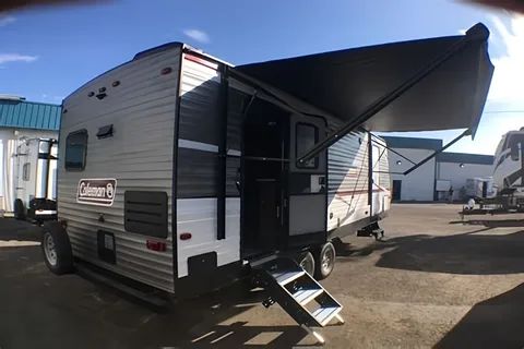 Camelia & Michael's 2020 Coleman Lantern 264RLWE 
