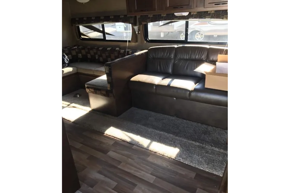 Daniel's Northland 28 DBSS Travel Trailer
