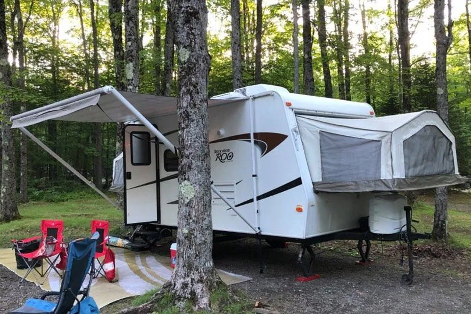 Forest River RockWood Roo Hybride