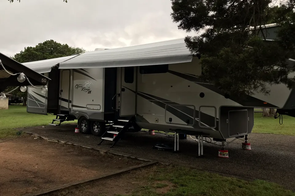 Highland Ridge Open Range 3X427BHS Fifth Wheel with Optional Wi-Fi