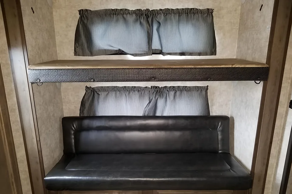 Highland Ridge Open Range 3X427BHS Fifth Wheel with Optional Wi-Fi
