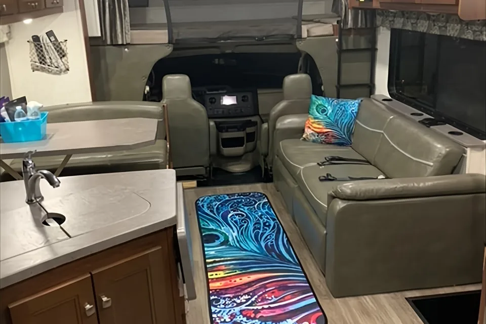 Bella-Sleep 8 - 10 2018 Forest River Sunseeker RV