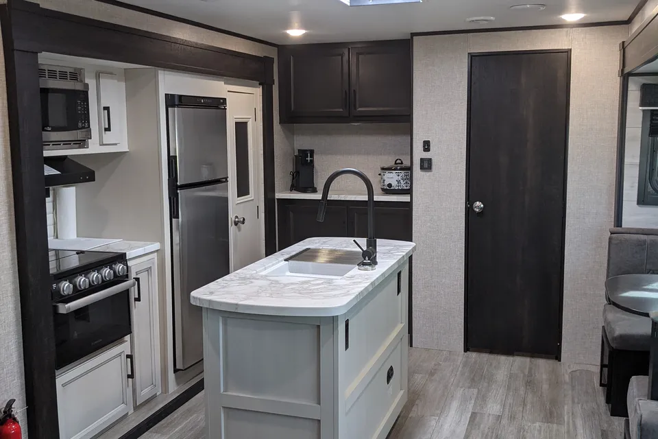 3 Slide 2 Bedroom Jayco 33RBTS
