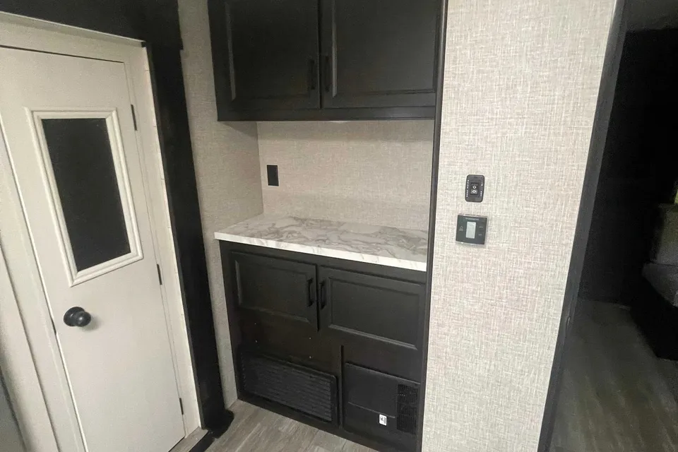 3 Slide 2 Bedroom Jayco 33RBTS
