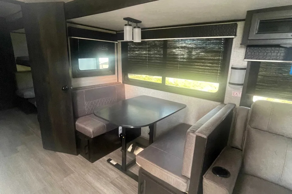 3 Slide 2 Bedroom Jayco 33RBTS