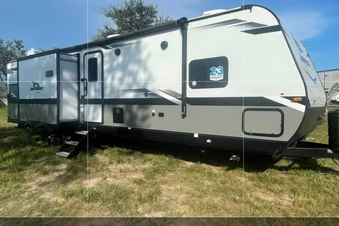 3 Slide 2 Bedroom Jayco 33RBTS