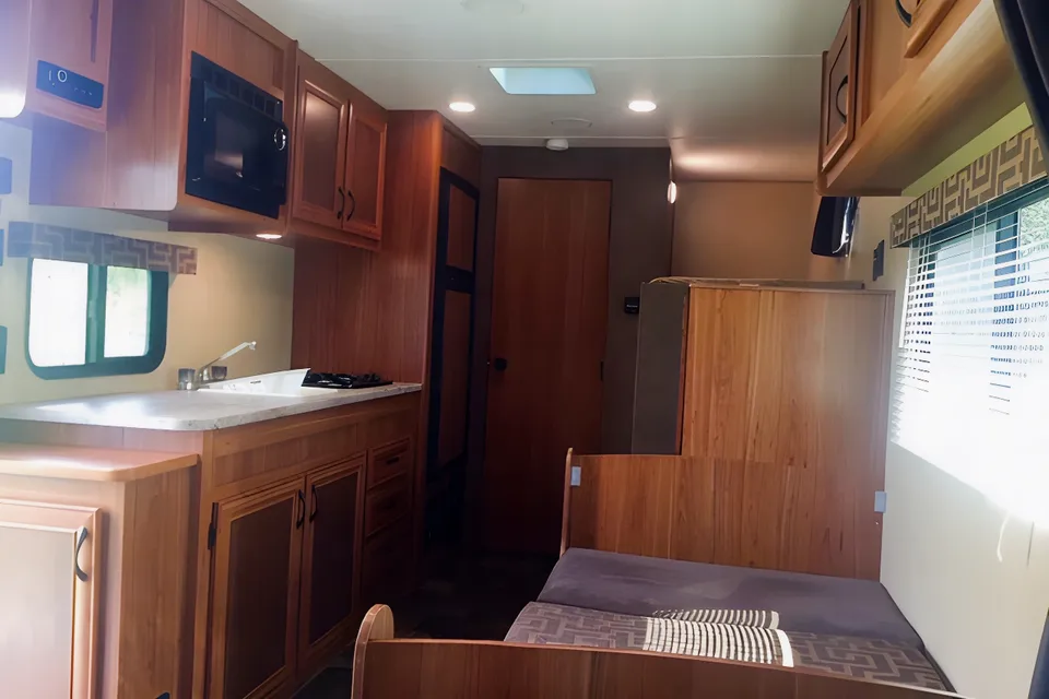 Ron's Rental's Starcraft AR-One 20BHLE Travel Trailer