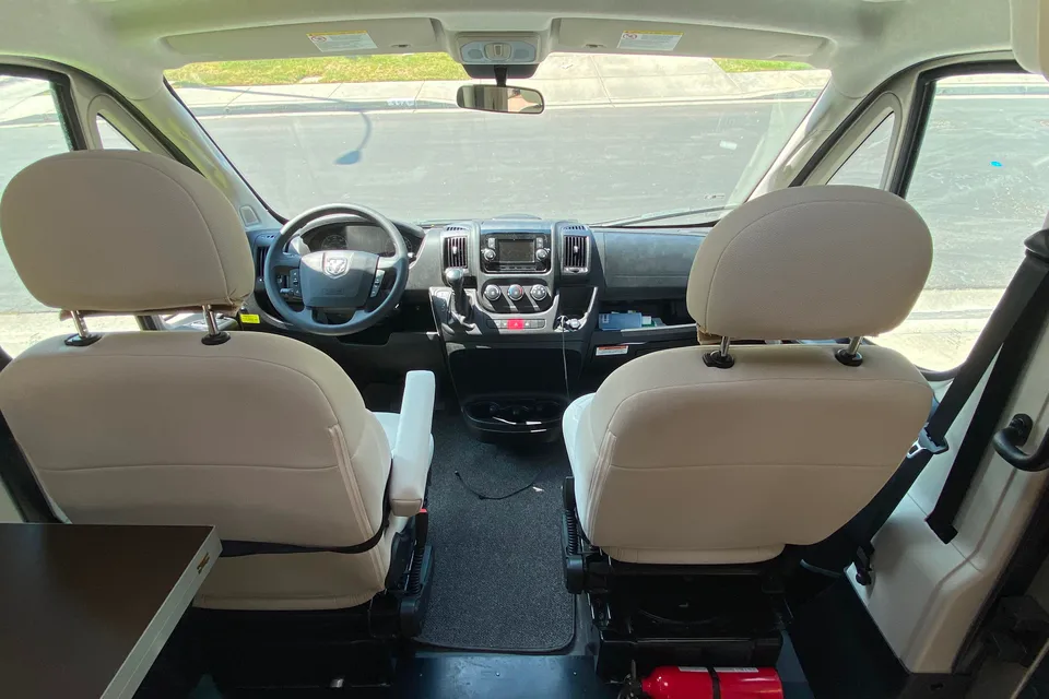 Hymer Aktiv 2.0 Class B-4 seats, 4 sleeps