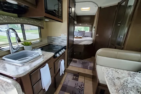 RV Trippin - "Theodore" - Thor Chateau