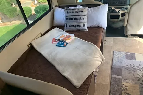 RV Trippin - "Theodore" - Thor Chateau