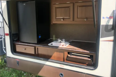 Christopher's Jayco Eagle Travel Trailer