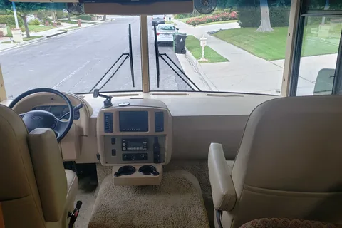 Arie's Winnebago Bunk house 35ft Class A