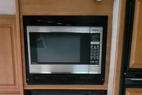 Arie's Winnebago Bunk house 35ft Class A