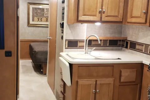 Alan's Sun star Winnebago Class A