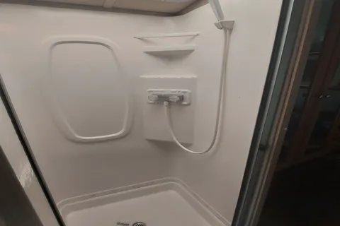 Alan's Sun star Winnebago Class A
