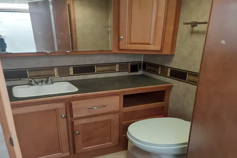 Alan's Sun star Winnebago Class A
