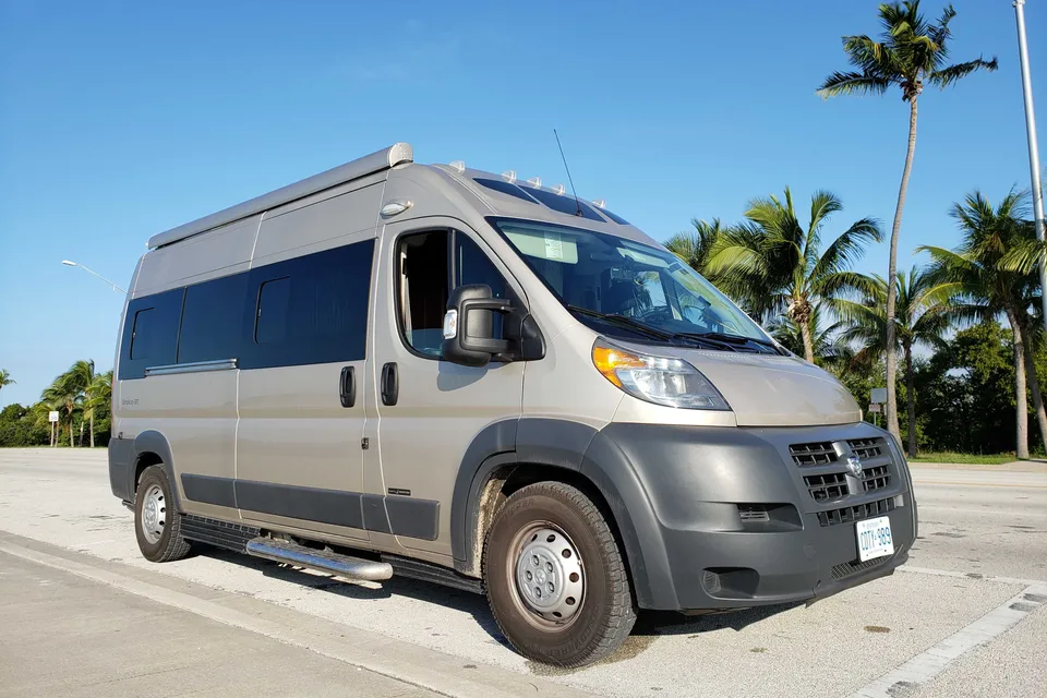 New 2018 Roadtrek