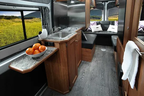 New 2018 Roadtrek