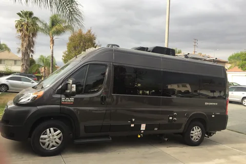 2021 Thor Sequence 20L with Solar and Bike rack Near Loma Linda