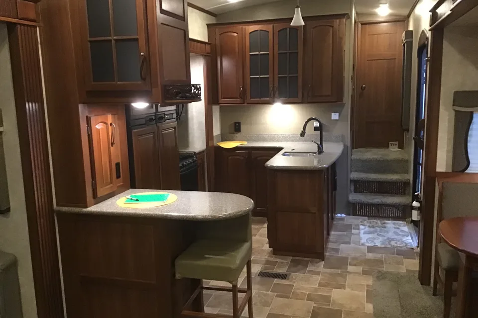 Jim's Keystone Montana Paramount Edition Fifth Wheel
