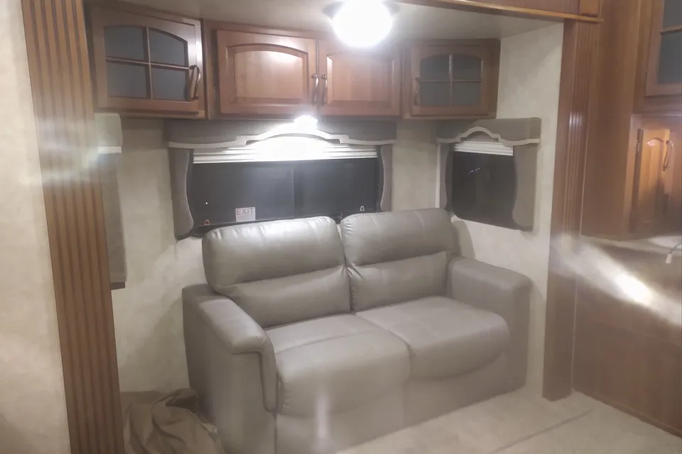 Jim's Keystone Montana Paramount Edition Fifth Wheel