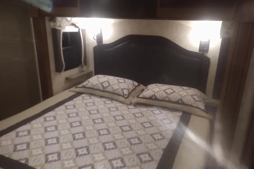 Jim's Keystone Montana Paramount Edition Fifth Wheel