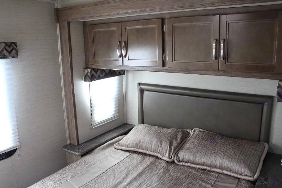 Tonyhai 's 2018 Jayco redhawk  Class C