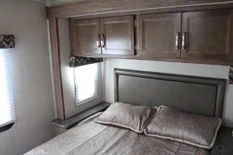 Tonyhai 's 2018 Jayco redhawk  Class C