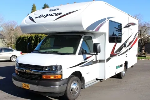 Tonyhai 's 2018 Jayco redhawk  Class C