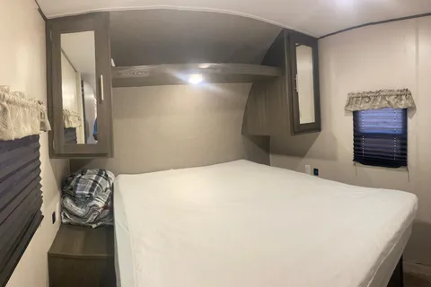 2020 Shasta 28BH Travel Trailer