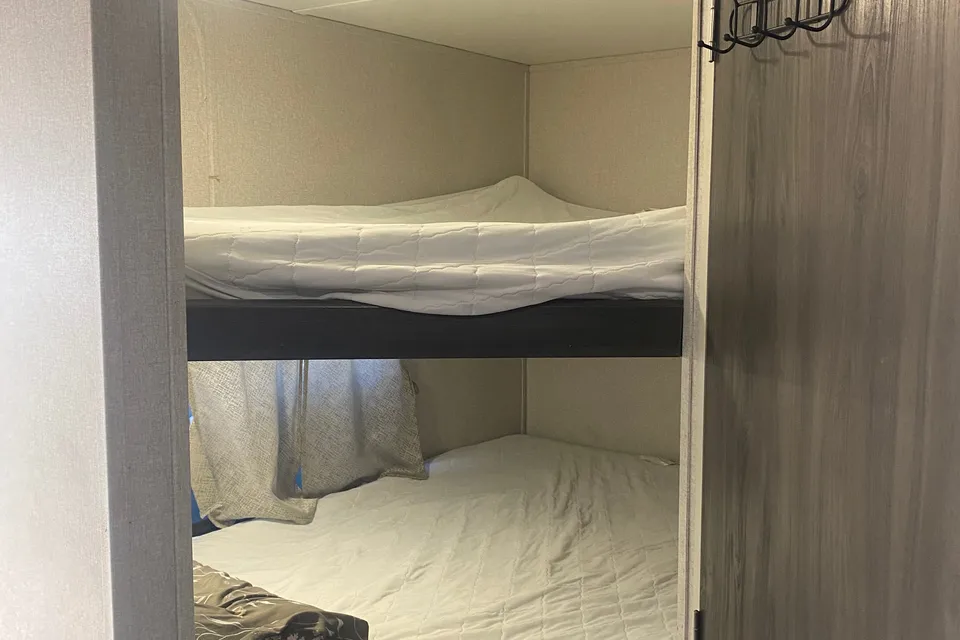 2020 Shasta 28BH Travel Trailer