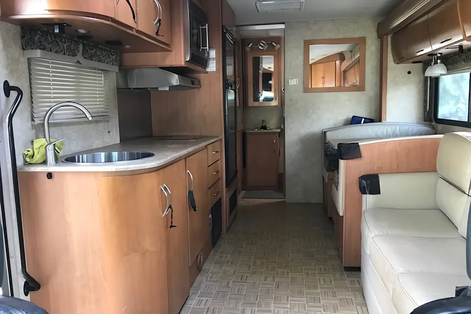 MERCEDES  SPRINTER " DORADO " Class C