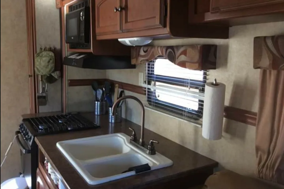 2012 Dutchmen 257RBGS Travel Trailer