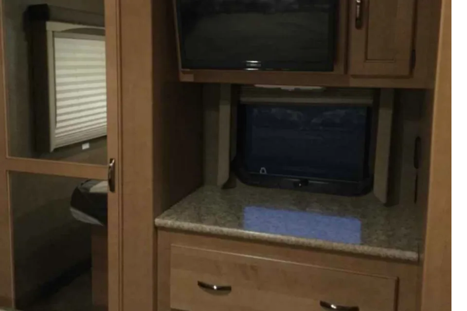 2015 Thor Motor Coach Ace Class A