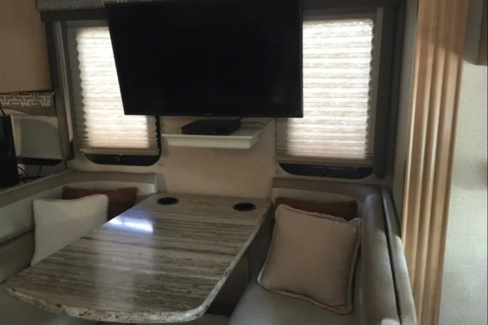 2015 Thor Motor Coach Ace Class A